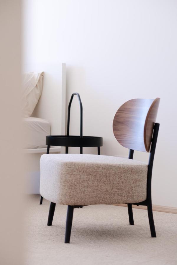 Newly Built Apartment In Vibrant Neighbourhood Praga Esterno foto